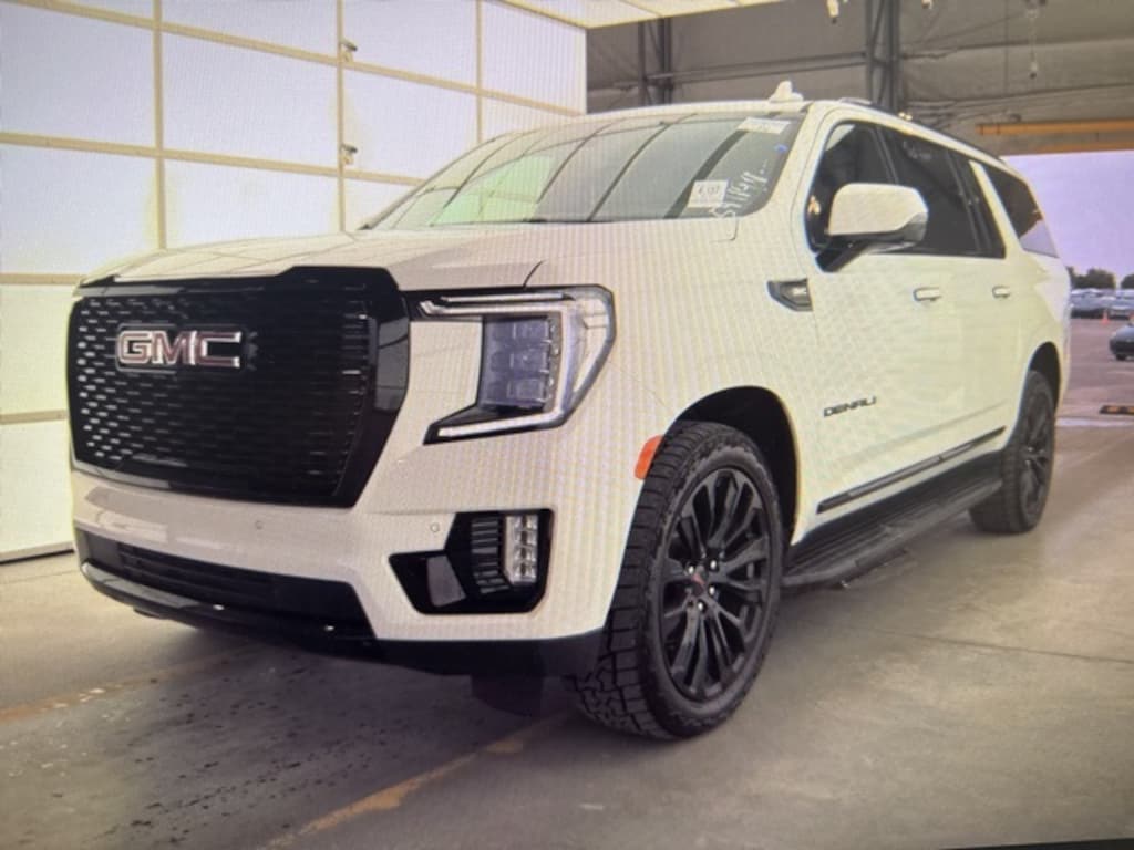 Used 2021 GMC Yukon XL Denali SUV