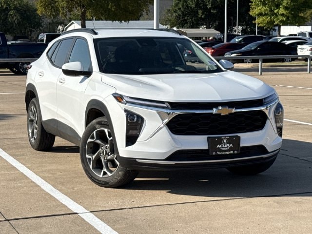 Used 2026 Summit White Chevrolet LT image 2