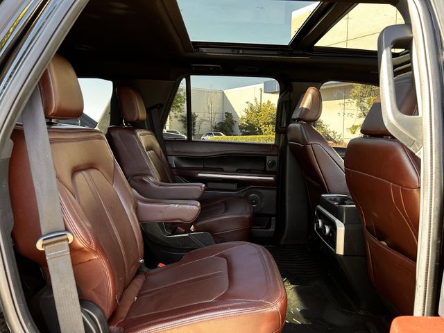 Used 2022 Agate Black Metallic Ford Limited image 30