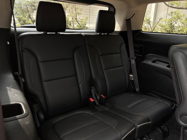 Used 2017 Iridium Metallic GMC Denali image 31