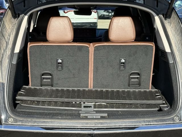 Used 2025 Majestic Black Pearl Acura Technology Package image 32
