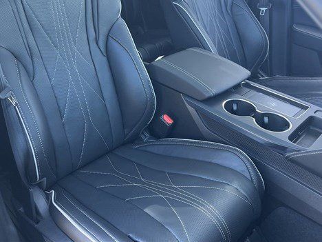 New 2026 Solar Silver Metallic Acura SH-AWD Advance Package image 8