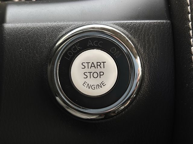 Used 2021 Graphite Shadow INFINITI Premium Select image 25