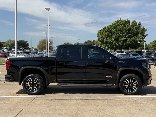 Used 2024 Onyx Black GMC AT4 image 3