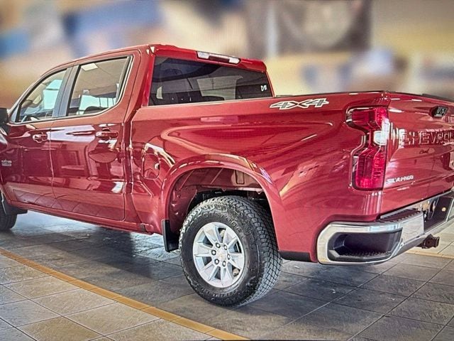 Used 2025 Red Hot Chevrolet LT image 4