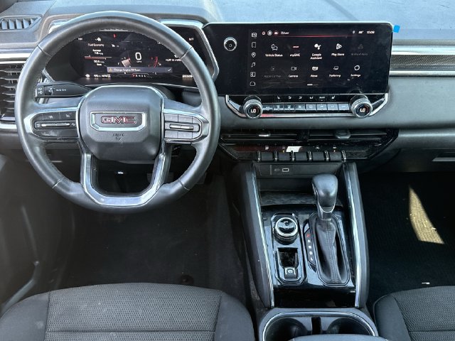 Used 2024 Summit White GMC Elevation image 11