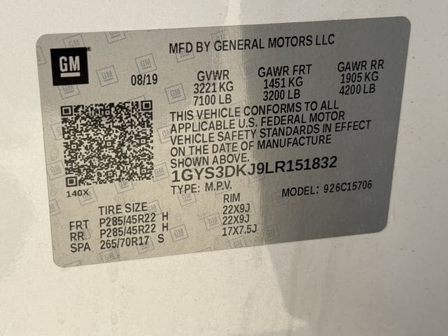 Used 2020 Crystal White Tricoat CADILLAC Platinum Edition image 31