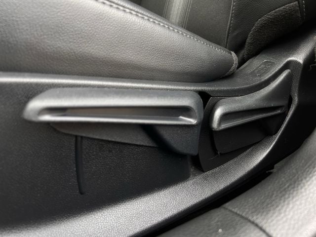 Used 2024 Platinum White Pearl Honda Sport image 29