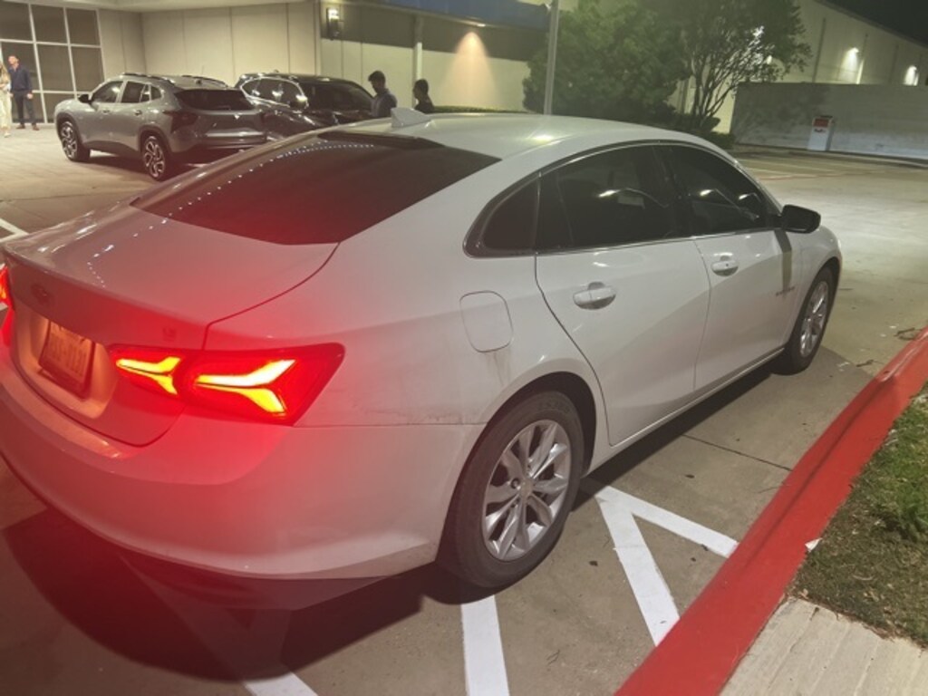 Used 2021 Chevrolet Malibu LT Sedan