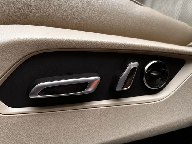 Used 2023 Platinum White Pearl Acura Advance Package image 29