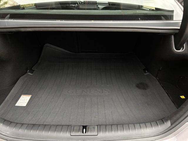 Used 2024 Bond Silver Genesis 3.3T Sport Advanced image 35