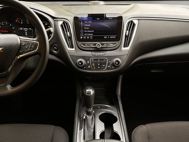 Used 2020 Summit White Chevrolet LT image 18