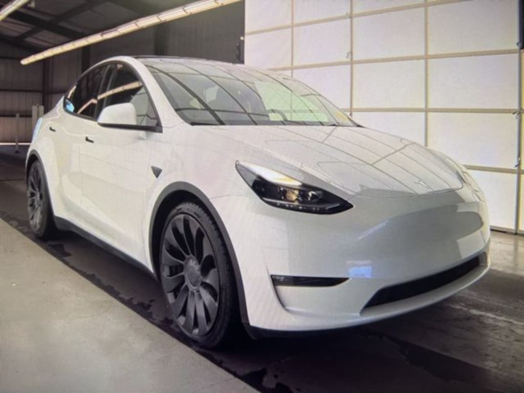 Used 2023 Tesla Model Y Performance SUV
