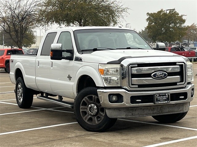 2012 Ford F-350 Lariat photo 2