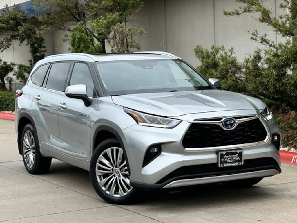 Used 2021 Toyota Highlander Hybrid Platinum SUV