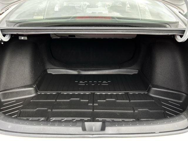 Used 2024 Platinum White Pearl Honda Sport image 33