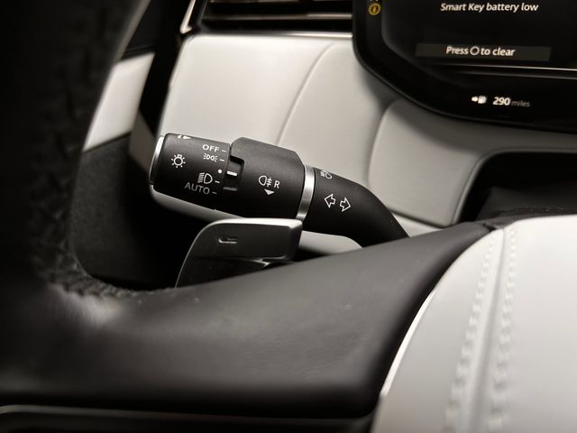 Used 2023 Firenze Red Metallic Land Rover SE image 25