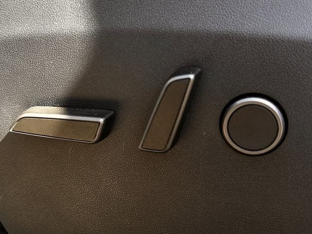 Used 2024 Stealth Gray Tesla Long Range image 27