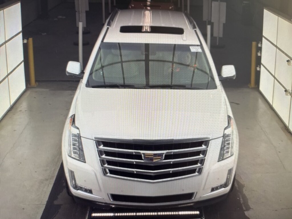 Used 2018 CADILLAC Escalade Luxury SUV