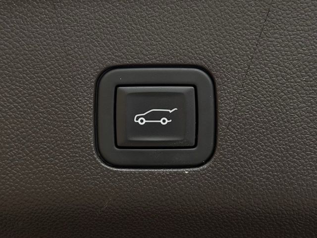 Used 2023 Volcanic Red Tintcoat GMC Denali image 36