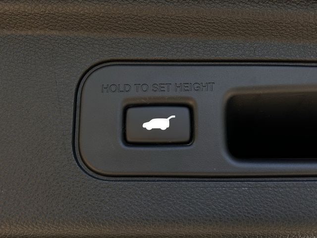 Used 2025 Modern Steel Metallic Honda EX-L image 36