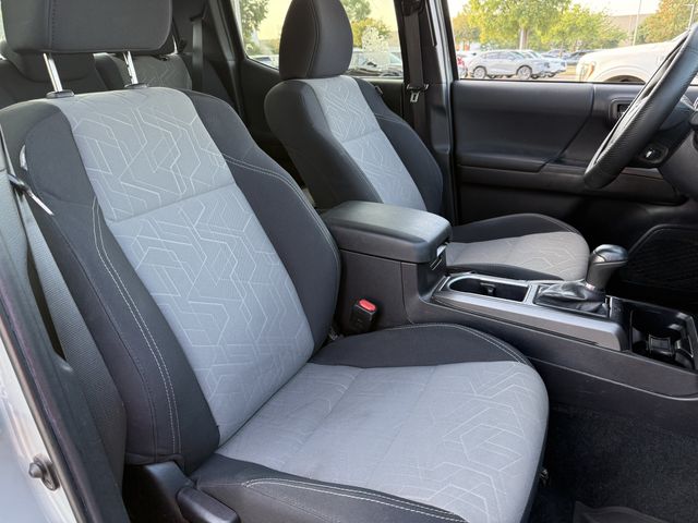 Used 2022 Lunar Toyota TRD Off-Road image 27