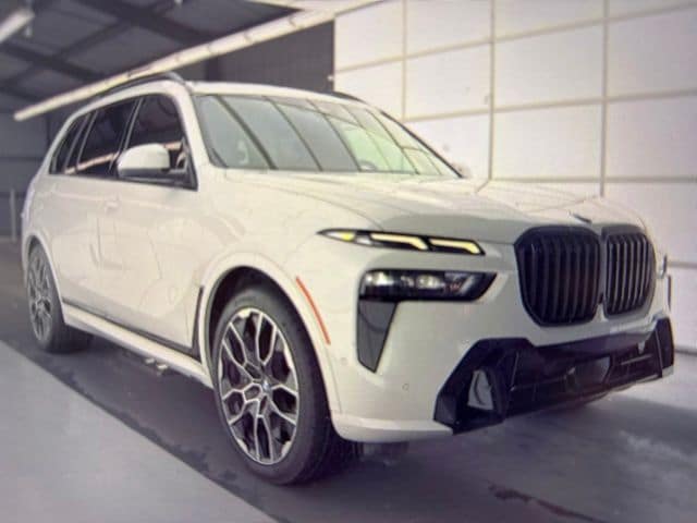 2024 BMW X7