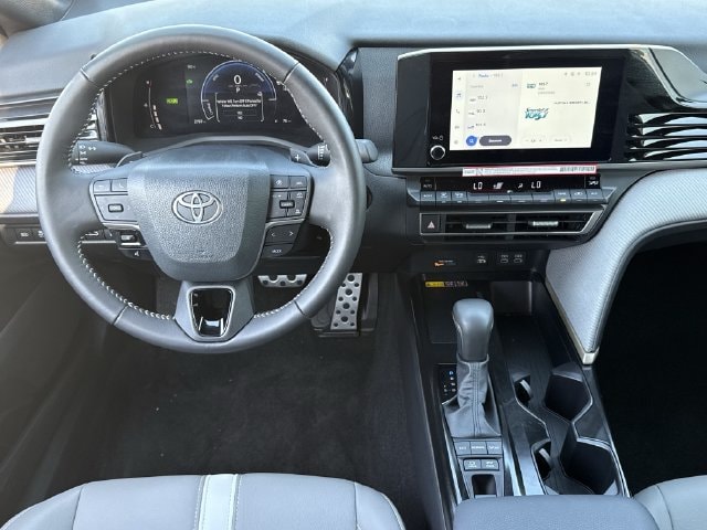Used 2026 Ice Cap Toyota SE image 11