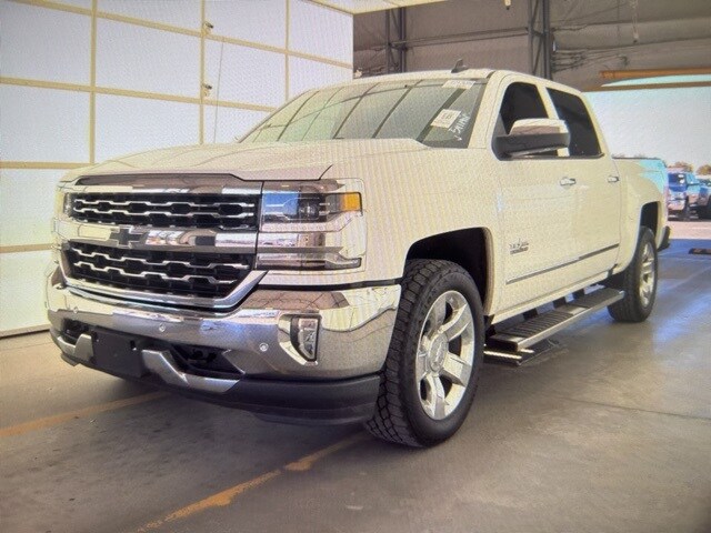 2018 Chevrolet Silverado 1500 LTZ photo 2