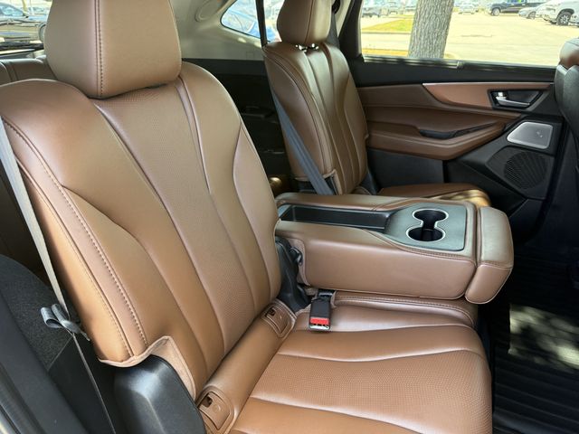 Certified Used 2025 Liquid Carbon Metallic Acura Technology Package image 28