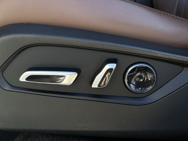 Certified Used 2022 Platinum White Pearl Acura Technology Package image 32