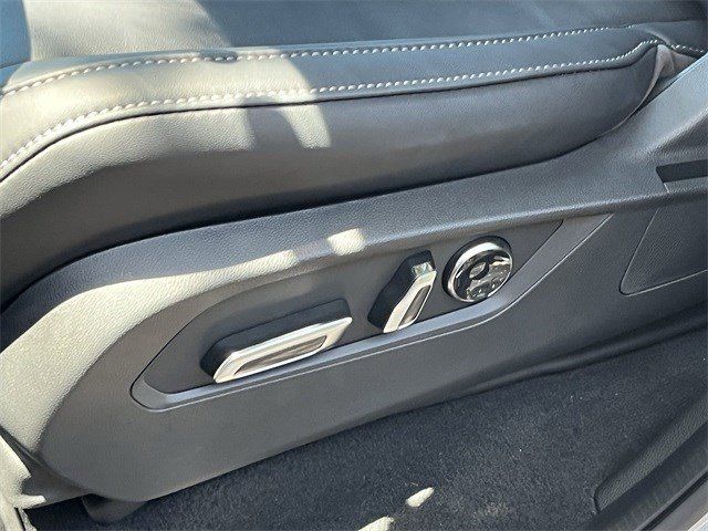 Used 2026 Solar Silver Metallic Acura Technology Package image 28