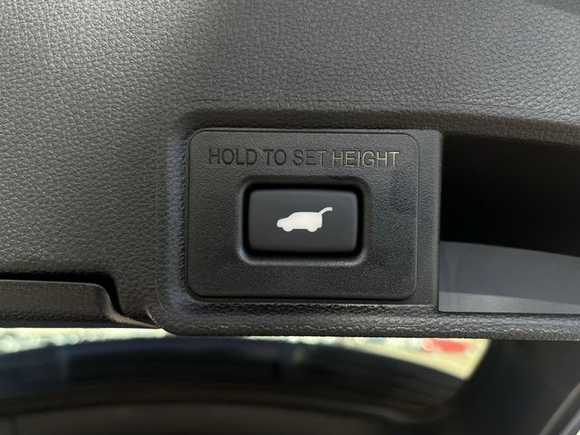 Used 2026 Majestic Black Pearl Acura Technology Package image 35