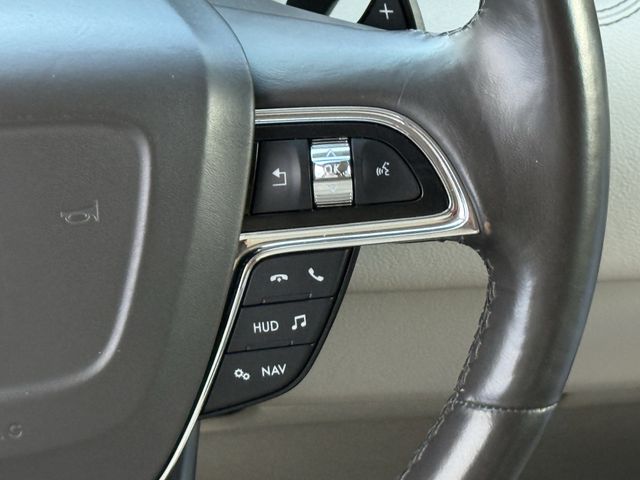 Used 2021 Pristine White Lincoln Reserve image 14