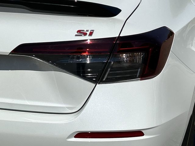 Used 2026 Platinum White Pearl Honda Base image 8