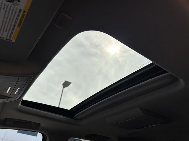 Used 2020 Onyx Black GMC Denali image 30