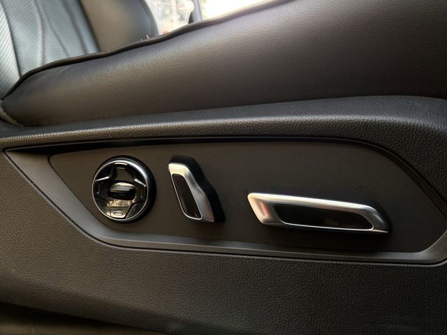 Certified Used 2025 Majestic Black Pearl Acura A-Spec Advance Package image 31