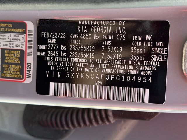 Used 2023 Wolf Gray Kia SX-Prestige image 32
