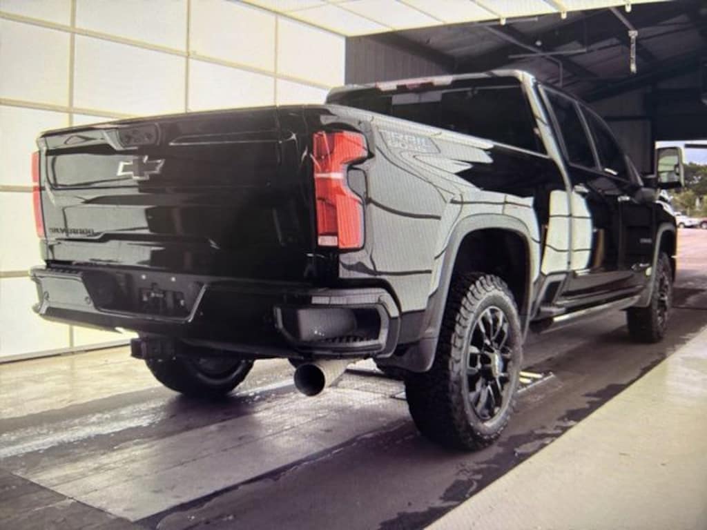 Used 2025 Chevrolet Silverado 2500 HD LTZ Truck Crew Cab