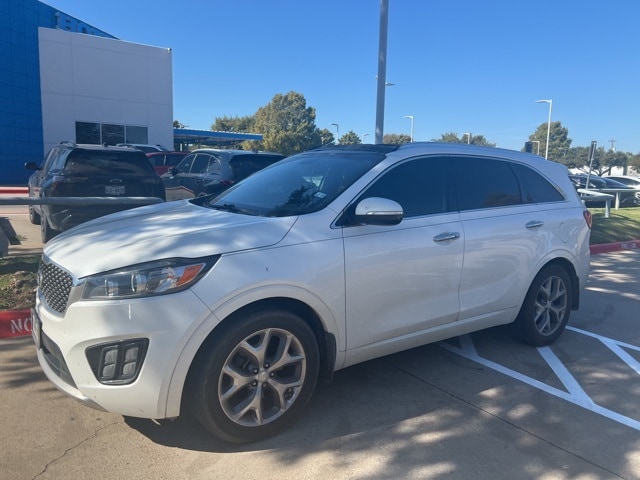 Used 2016 Kia Sorento Limited with VIN 5XYPK4A12GG023288 for sale in Arlington, TX