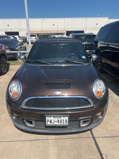 2011 Mini Cooper Base Convertible photo 2
