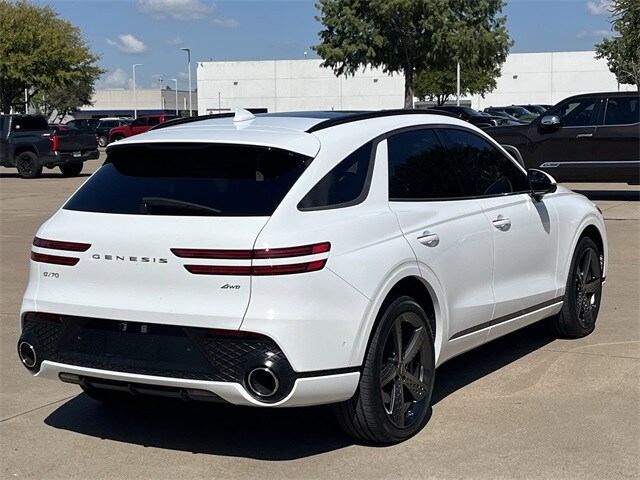 2024 Genesis GV70 2.5T Sport Prestige photo 3