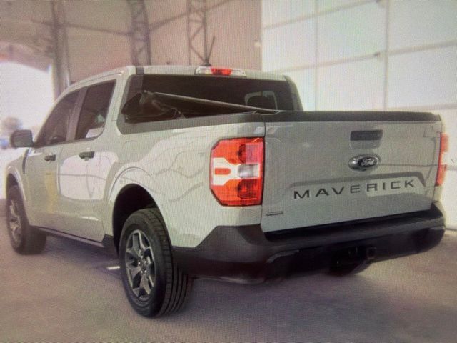 Used 2024 Cactus Gray Ford XL image 4