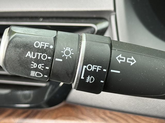 Used 2020 Fathom Blue Pearl Acura Advance Package image 21