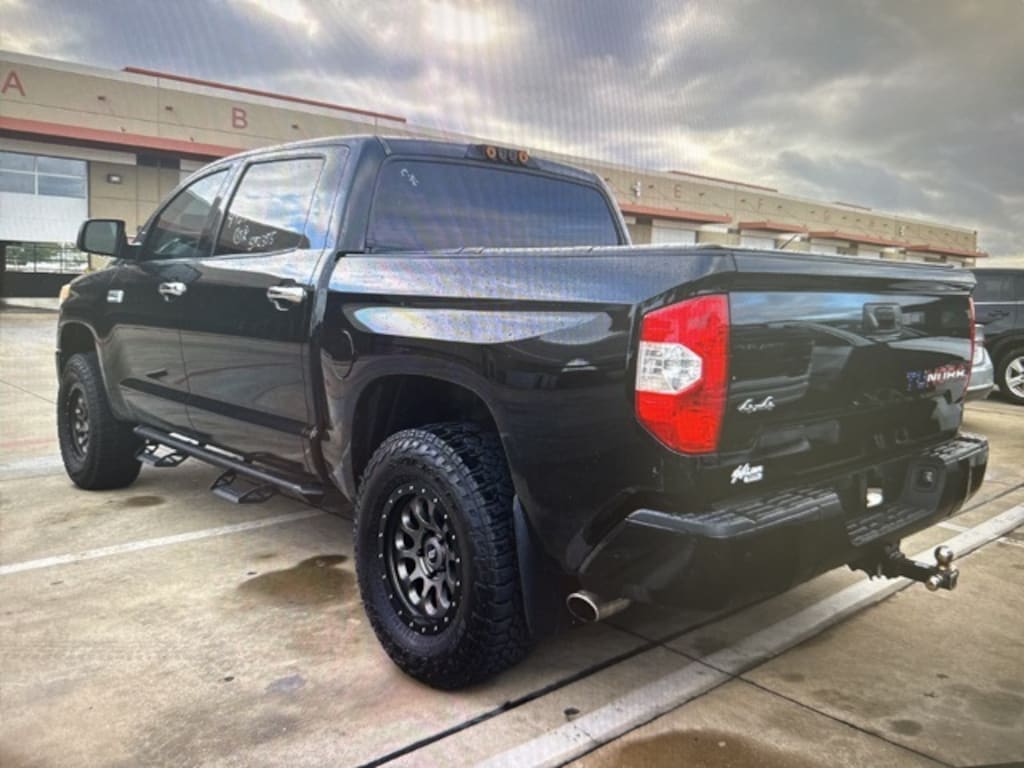 Used 2017 Toyota Tundra  Truck CrewMax