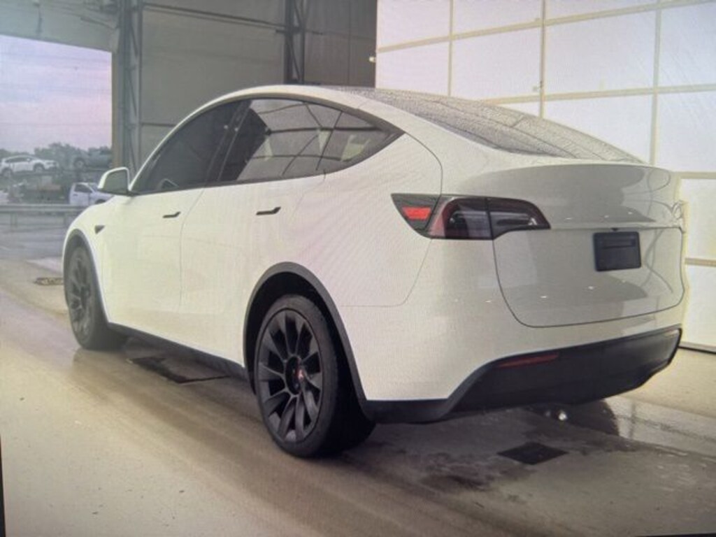 Used 2021 Tesla Model Y Long Range SUV