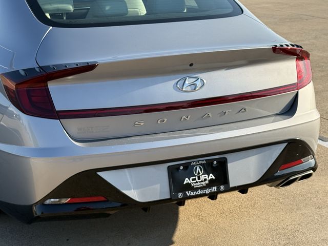 Used 2023 Curated Silver Hyundai SEL image 6