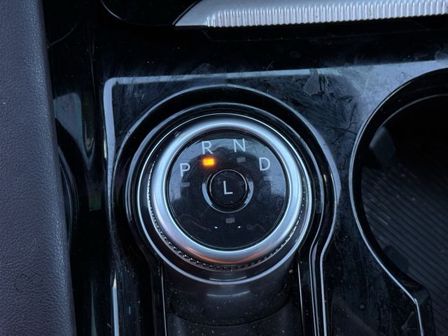 Used 2025 Agate Black Metallic Ford Platinum image 19