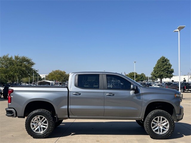 2020 Chevrolet Silverado 1500 RST photo 2
