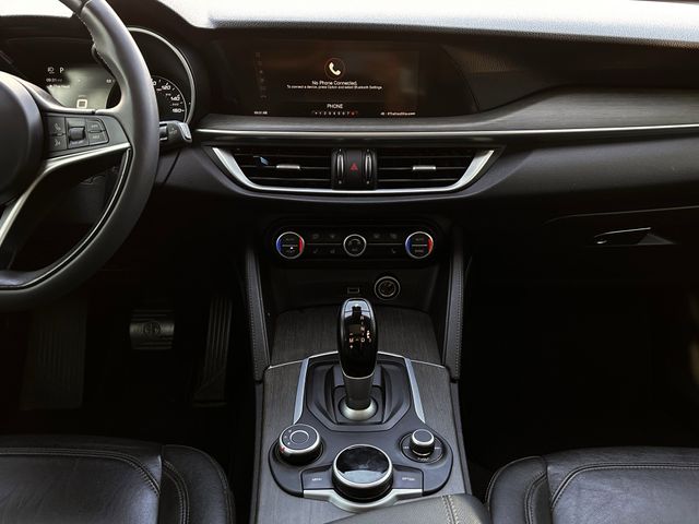 Used 2018 Vulcano Black Metallic Alfa Romeo Ti image 18